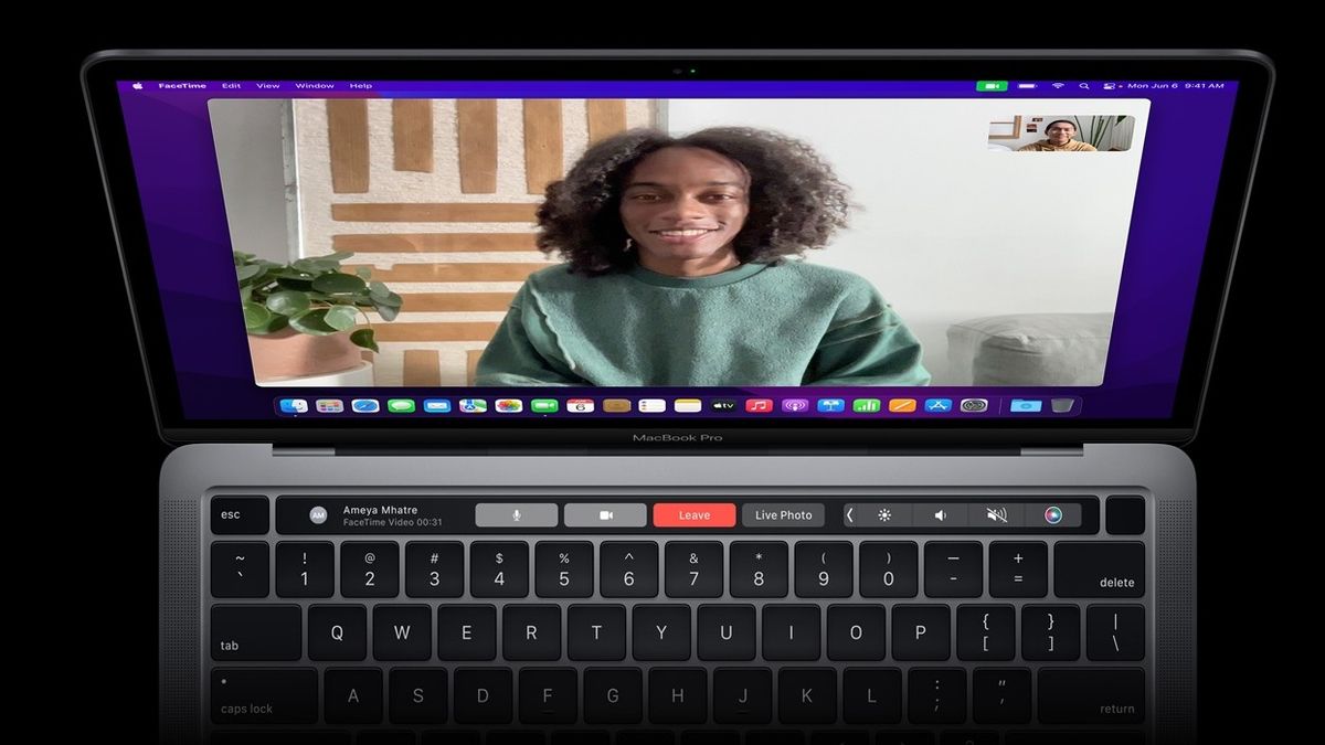 První MacBook s vylepšeným čipem Apple M2 přijde už v pátek